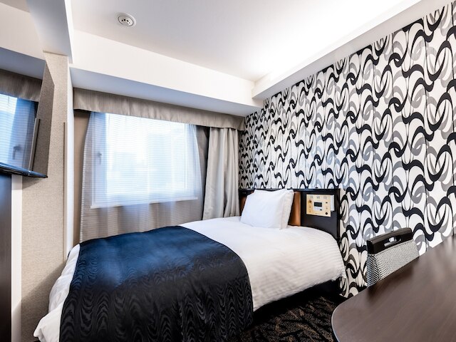 アパホテル〈茅場町八丁堀駅前〉