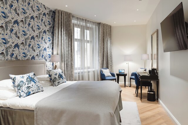 ホテル・バスティアン