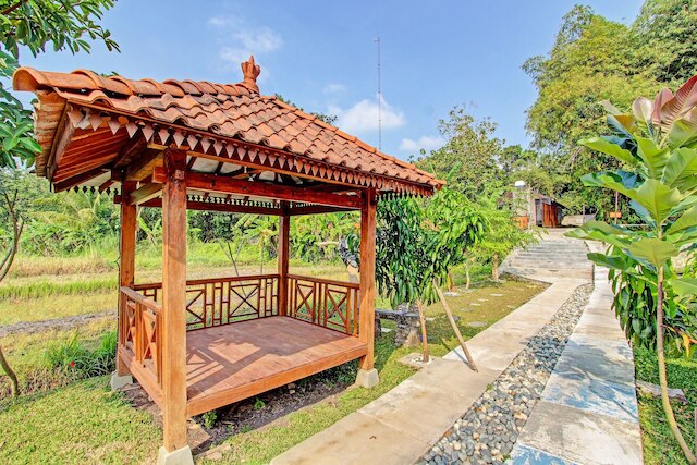 コレクションO 91582グリーンカソンガンコテージ