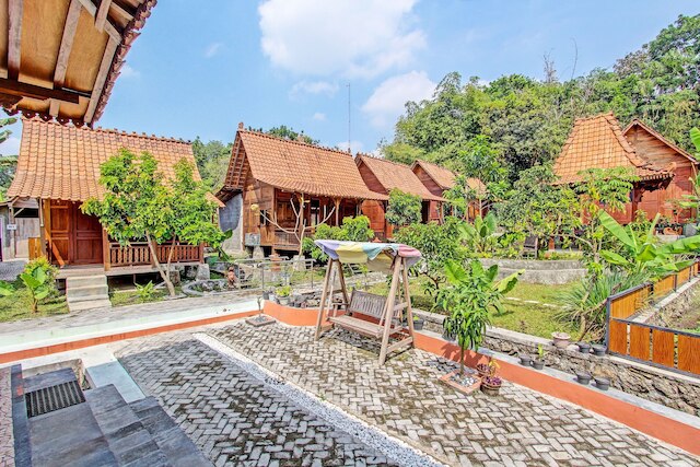 コレクションO 91582グリーンカソンガンコテージ