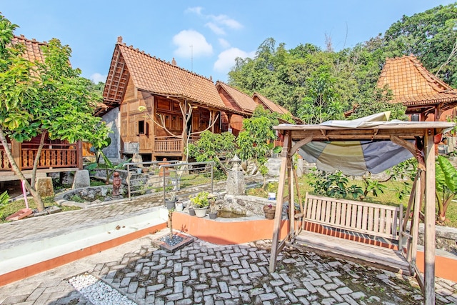 コレクションO 91582グリーンカソンガンコテージ