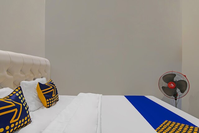 ホテル O プトリ ゲストハウス シャリーア ニア SPBU リンボ パンジャング