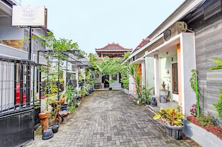 ホテル O ギタ グラハ ゲストハウス シャリーア