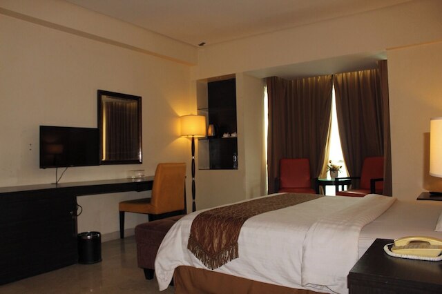 グランド アジア ホテル