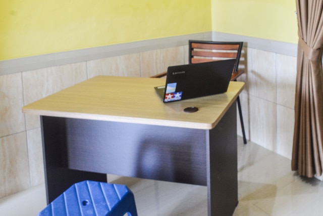 スポット オン 91463 オビー ゲスト ハウス