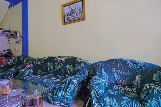 ホテル O ペンギナパン ロラ ニア パサール オレ オレ