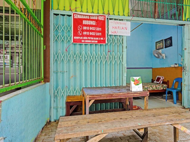 ホテル O ホームステイ スマラン バル シャリーア ニア ナゴヤ ヒル ショッピングモール