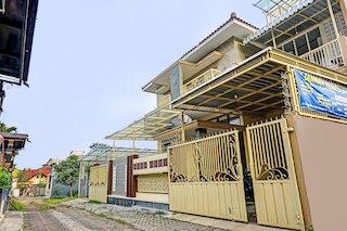 OYO  91707 ジャンナ ホームステイ シャリア