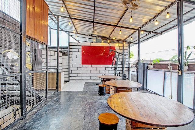 OYO  92256 セントーサ  レジデンス