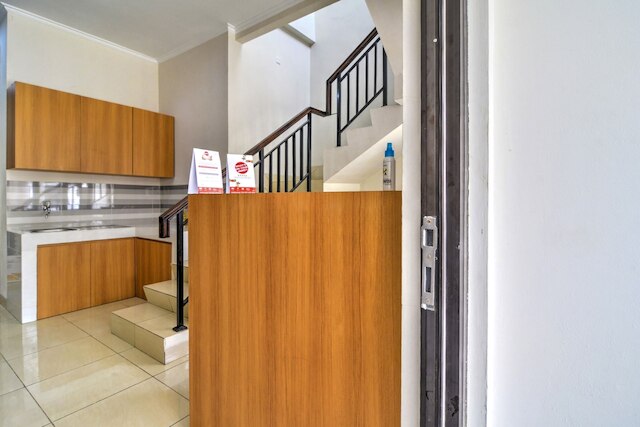 OYO  3346 ルコス コロンバス G5