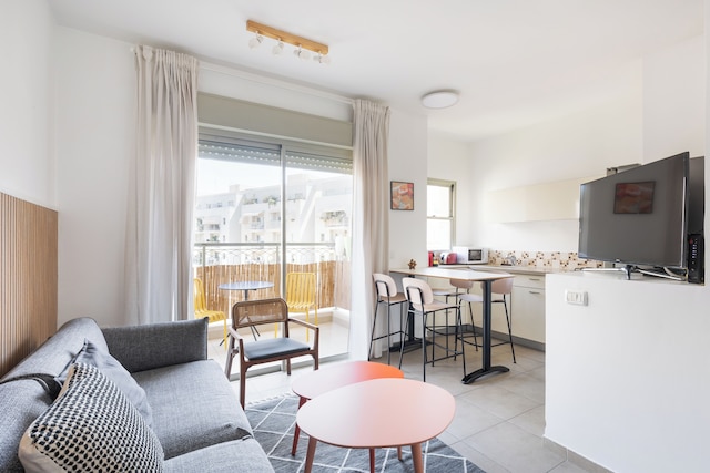 アメイジング ジャッファ バイ TLV2RENT