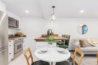 サニーサイド スタジオ オン グリーン レイク