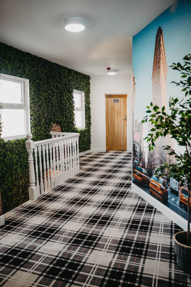 フラット アイアン アンフィールド