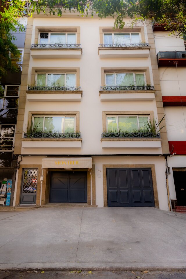 カピタリア ラシーヌ ポランコ