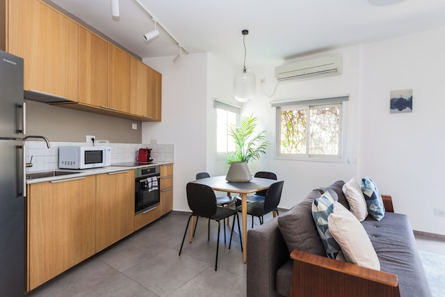 ロスチャイルド・ブルヴァード73