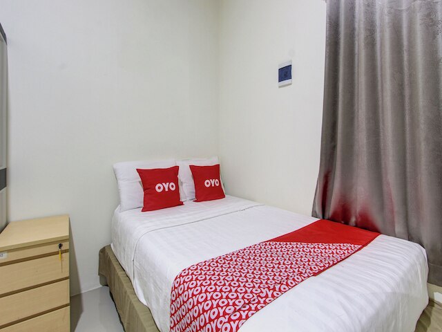 OYO  92477 アヌグラ コステル シャリア