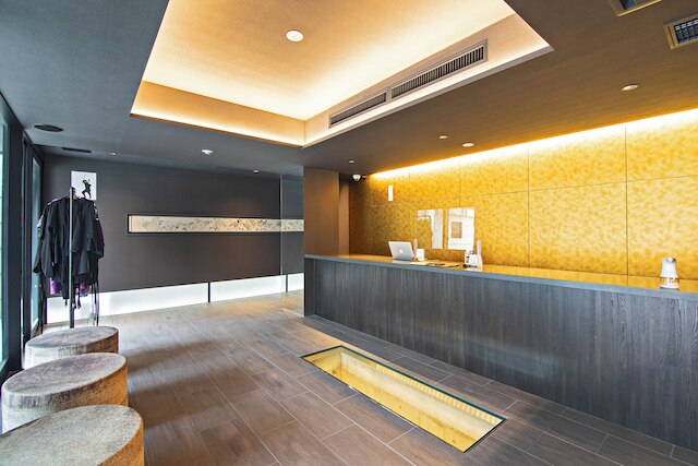 ホテル ニンジャ ブラック