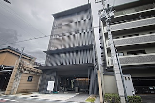 ホテル ニンジャ ブラック