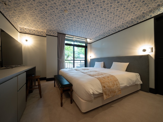 LONGINGHOUSE 旧軽井沢・諏訪ノ森