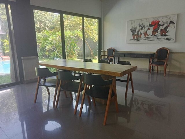 ヴィラ・メルタナディ18