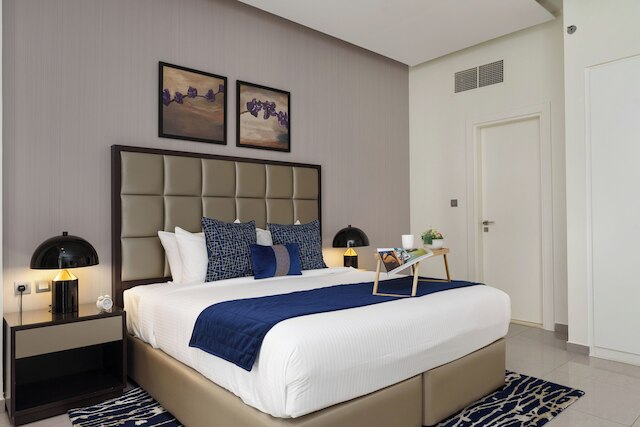 メゾン・プリヴェ - ビジネスベイの素晴らしいアパートメントの大きなバルコニー