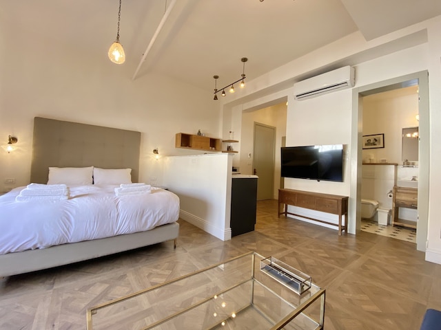 キュブラーのハウス - ビーチ アパートメント TLV