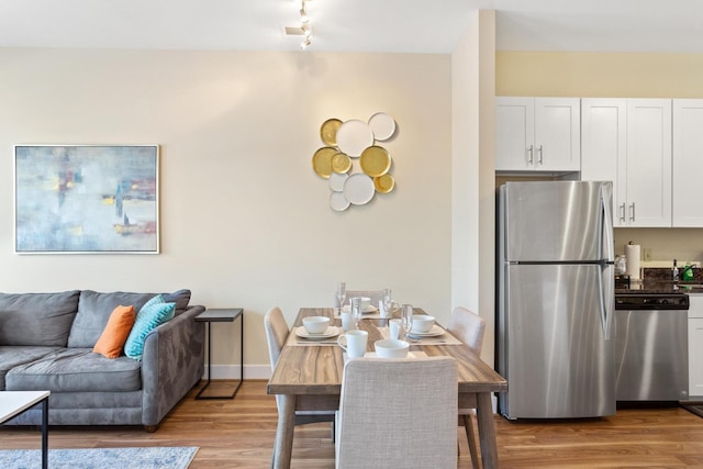 コンフォータブル オールド タウン アレクサンドリア パティオ ニア DCA