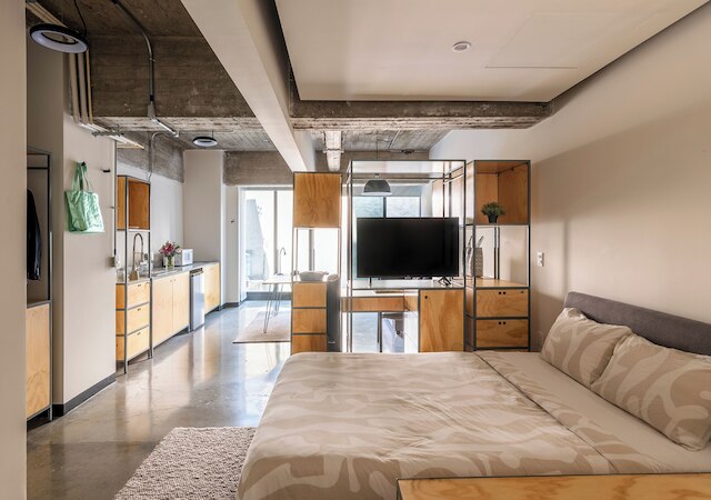 トリバーフロレンシア