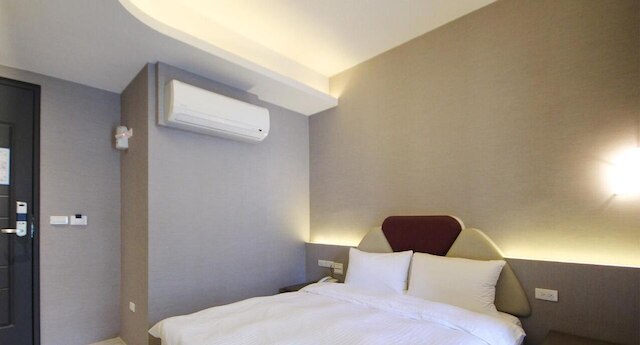 Now and Then Hot Spring Inn