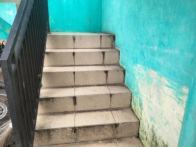 ホテル O ナニー アソカ シャリア ニア アニョン カフェ スタジオ