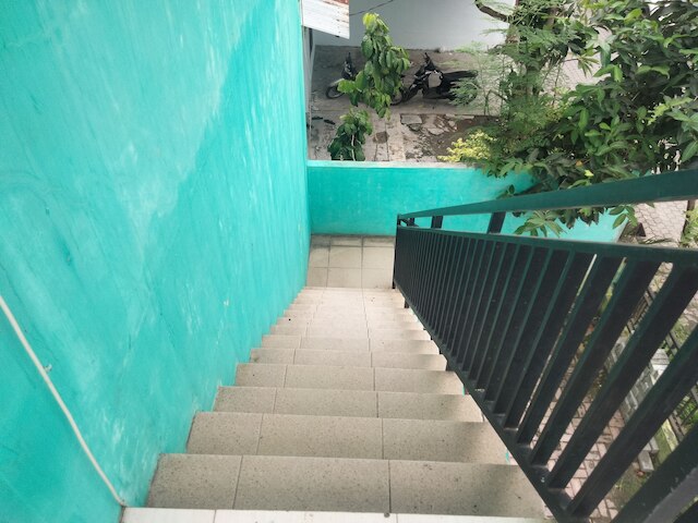 ホテル O ナニー アソカ シャリア ニア アニョン カフェ スタジオ