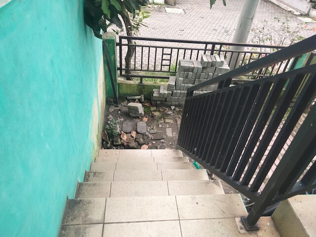 ホテル O ナニー アソカ シャリア ニア アニョン カフェ スタジオ