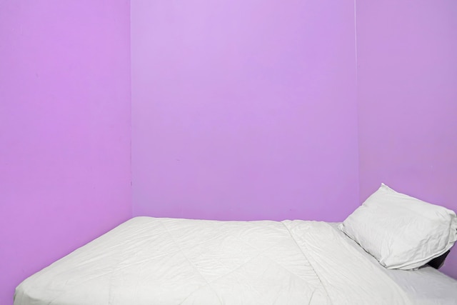 ホテル O パリ シャリア ニア テンパット マカン パギ ソレ ノヒル