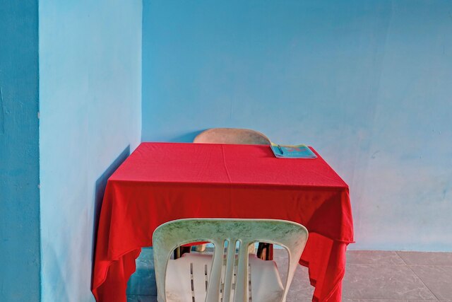 ホテル O ペリタ ステイ ニア アヌグラ シナール ラウタン