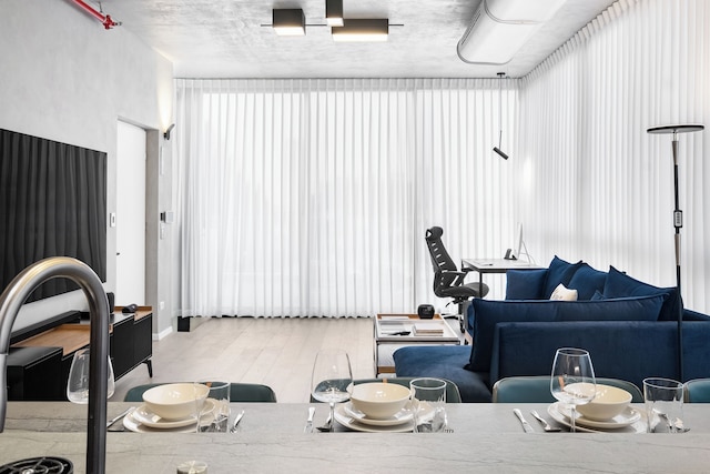 トップ TLV グランド スイーツ