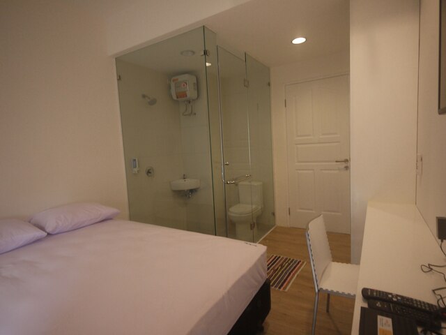 ルマ・カユ・マニス・ビンタロ