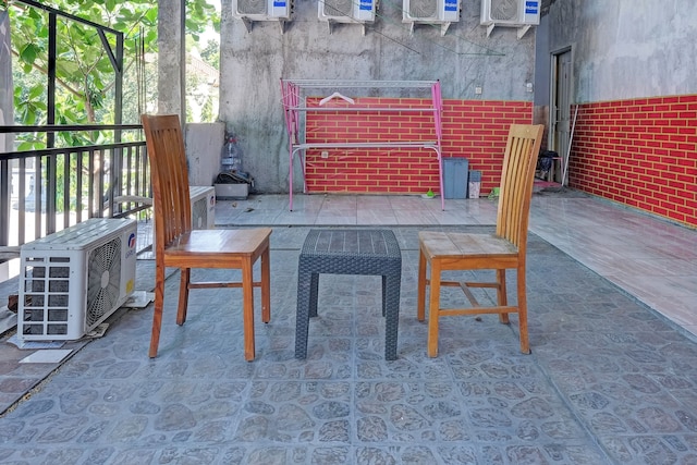 スーパー OYO ライフ 92877 ホテル レインボー 7296