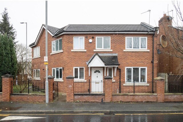 ニュー マンチェスター ゲッタウェイ ホーム