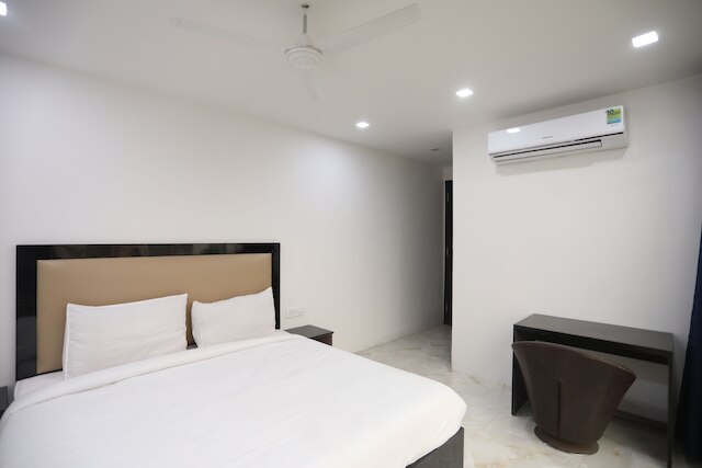 ホテルラソイン・トゥグルカバド