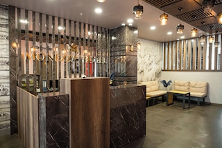 モネッザ マルテペ レジダンス