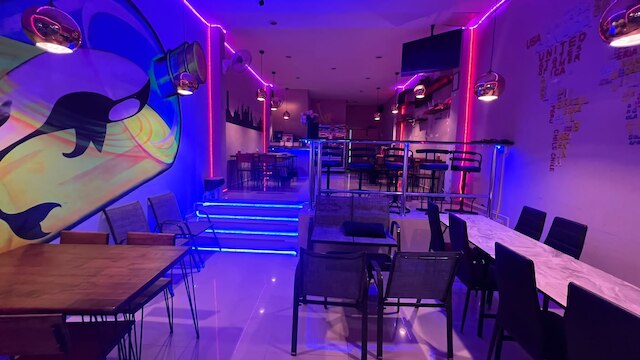 オルカ ゲストハウス バーとレストラン