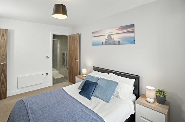 インビティング 2  ベッド  アパートメント イン マンチェスター