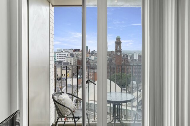 インビティング 2  ベッド  アパートメント イン マンチェスター