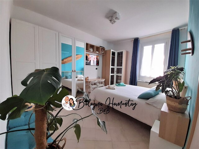 ボローニャ ホームステイ