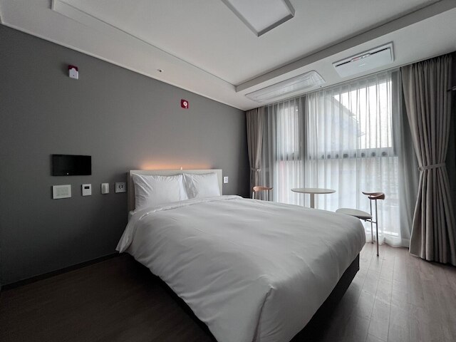 Sollago Myeongdong Hotel & Residence