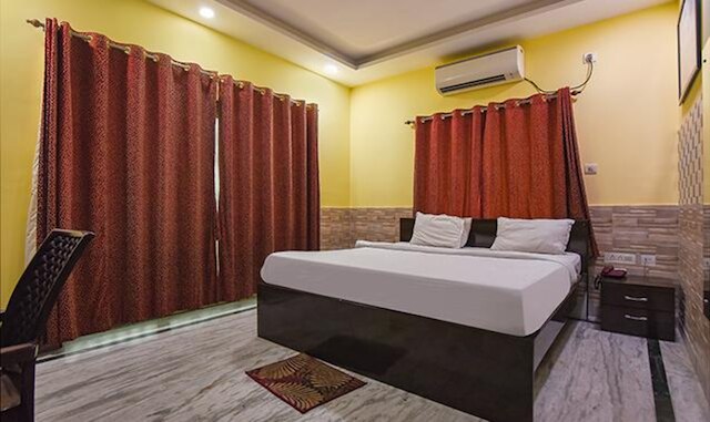 ファブホテル ウトサブ 宮殿ホテル