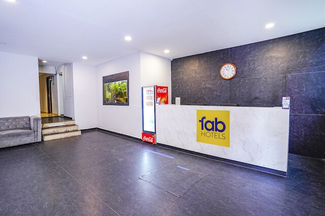 ファブホテル アース