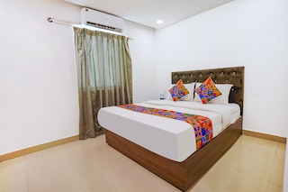 ファブホテル アース