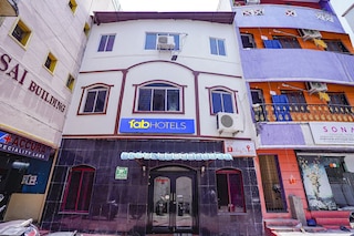 ファブエクスプレス ロイズ  イン I