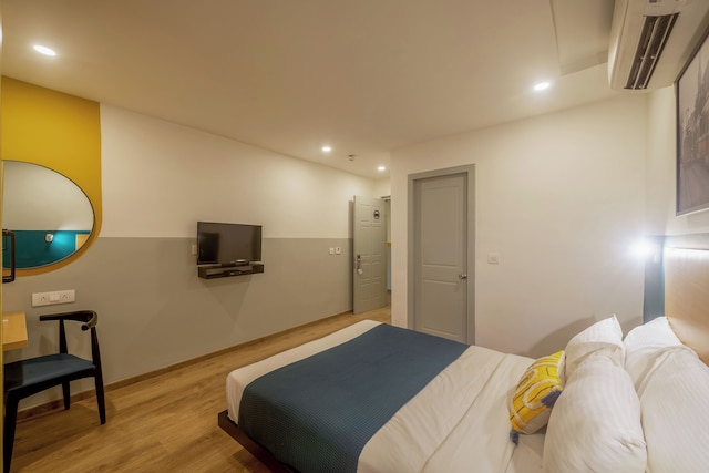 オリーブ ジップ リッチモンド サークル バイ エンバシー グループ